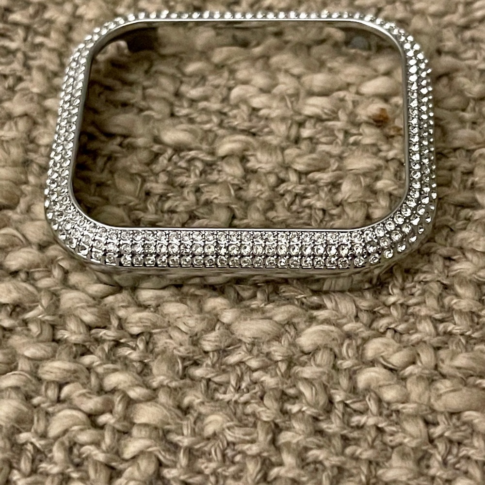 Swarovski Silver case for Apple Watch. Fits 42/44 watch face.No Box